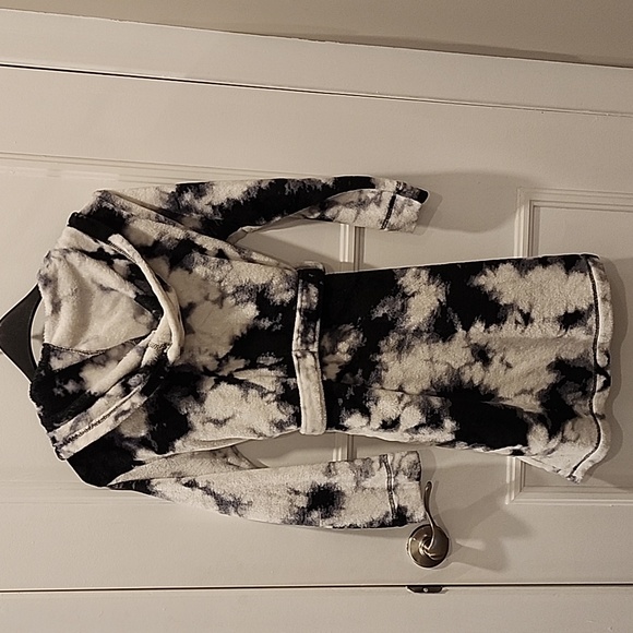 Super soft tie dye robe - Picture 2 of 4